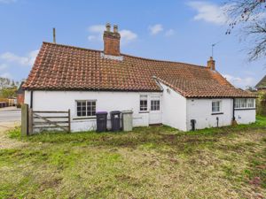 Rear- click for photo gallery